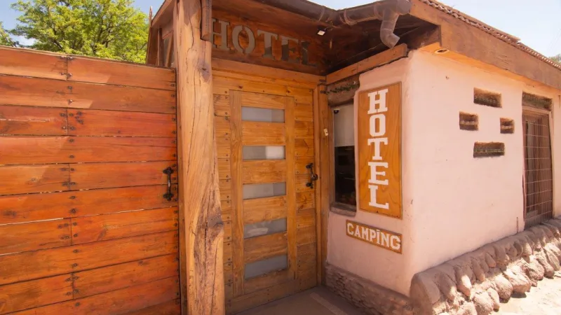 Takha Takha – Hotel Oasis